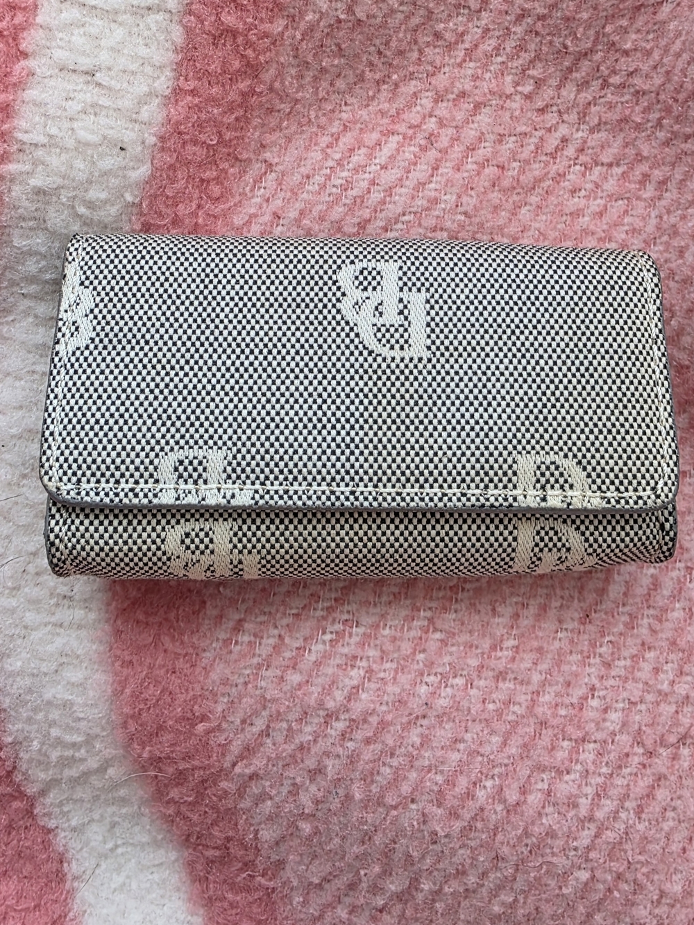 Dooney N Bourke  Monogram Canvas Key/Card Holder